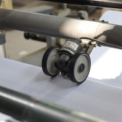 গ্রেড এ ১০০% ভার্জিন কাঠের পল্প জাম্বো থার্মাল পেপার রোল ব্যাক প্রিন্টিংয়ের জন্য